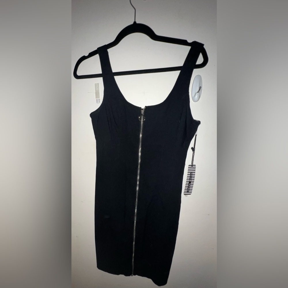 Zipper LBD